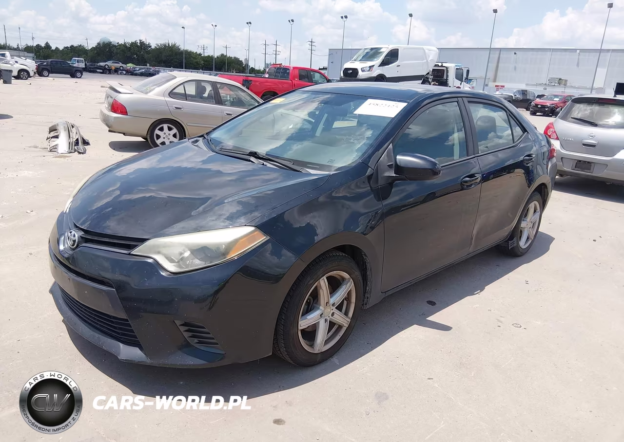 2015 Toyota Corolla Le VIN:5YFBURHE2FP211202 - 2