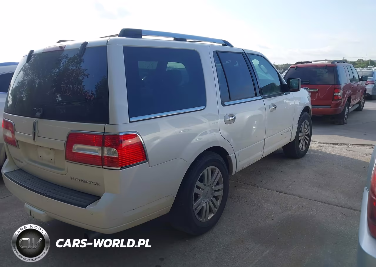 2011 Lincoln Navigator VIN:5LMJJ2H53BEJ02100 - 4