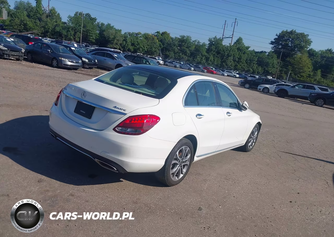 2018 Mercedes-Benz C 300 4Matic VIN:WDDWF4KB5JR400606 - 4
