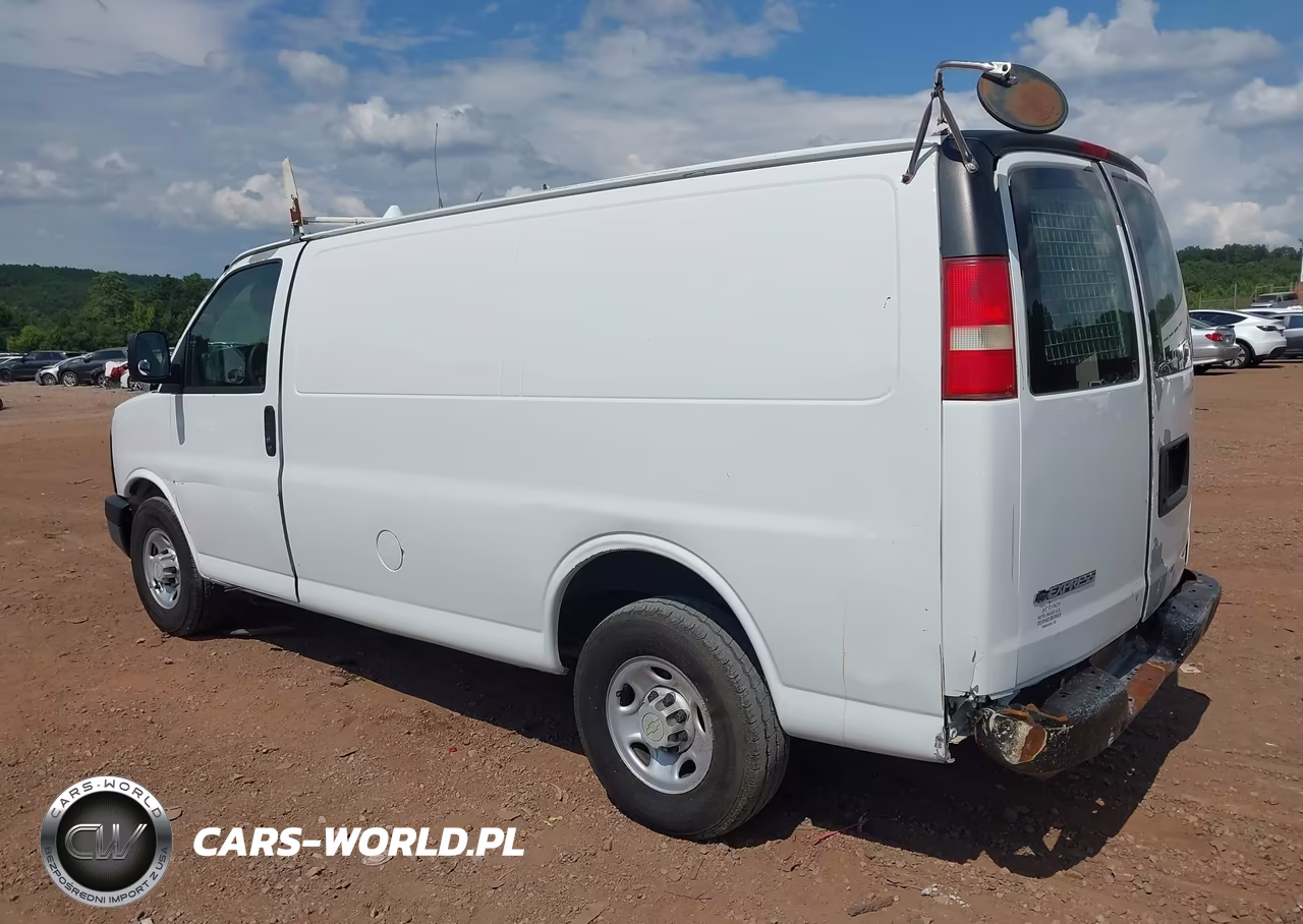 2009 Chevrolet Express Work Van VIN:1GCGG25CX91108481 - 3