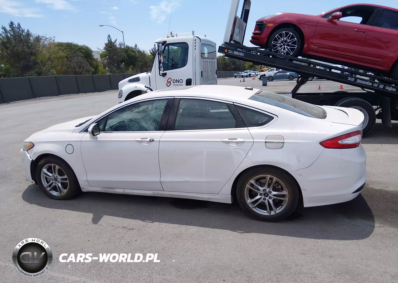 2016 Ford Fusion Energi Titanium VIN:3FA6P0SUXGR320500 - 14