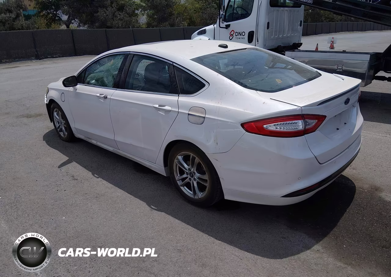 2016 Ford Fusion Energi Titanium VIN:3FA6P0SUXGR320500 - 3