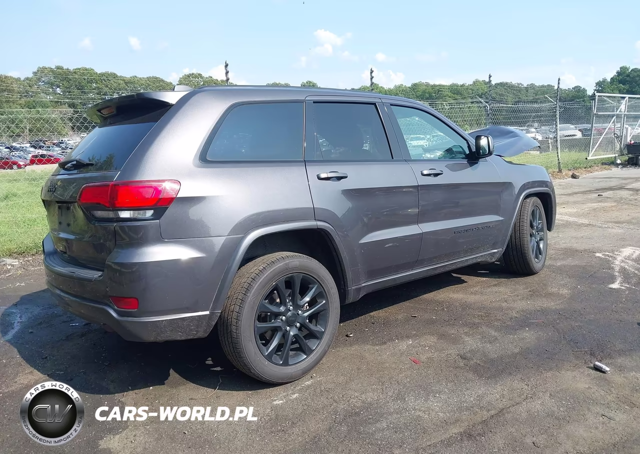 2020 Jeep Grand Cherokee Altitude 4X2 VIN:1C4RJEAG1LC153034 - 4