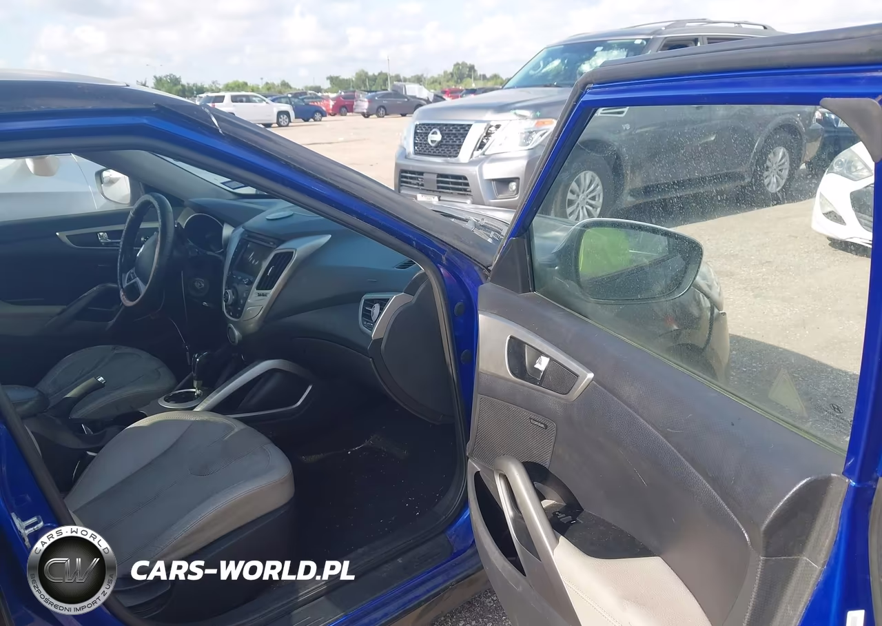 2012 Hyundai Veloster Base W-Gray VIN:KMHTC6AD5CU050751 - 5