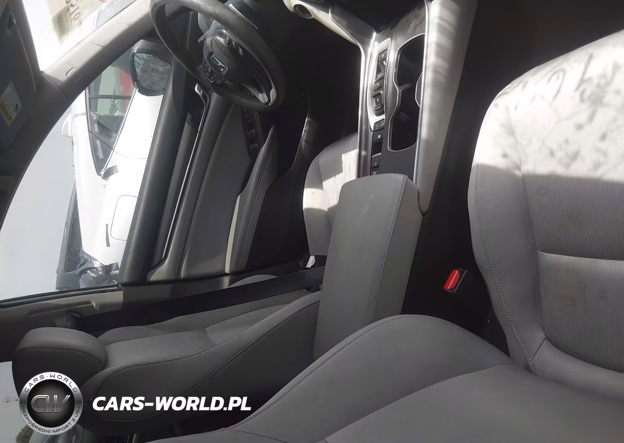 2019 Honda Accord Hybrid VIN:1HGCV3F17KA019711 - 5