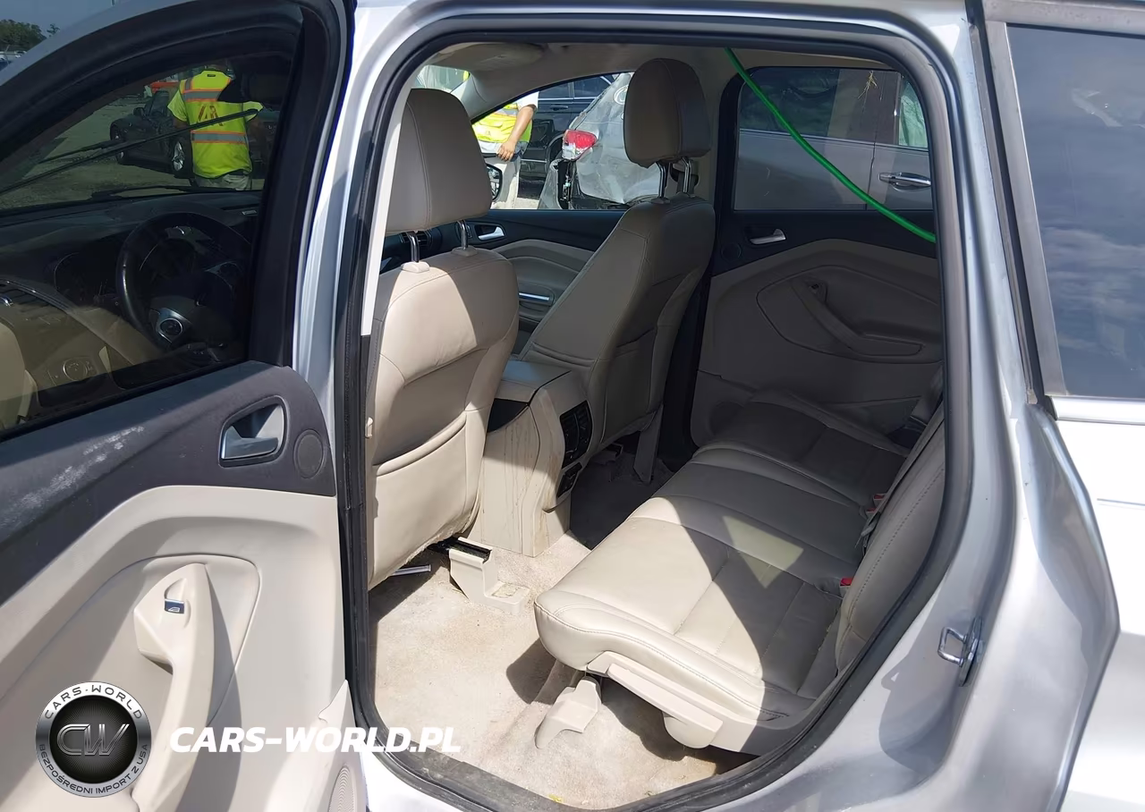 2015 Ford Escape Titanium VIN:1FMCU9J93FUC66936 - 8