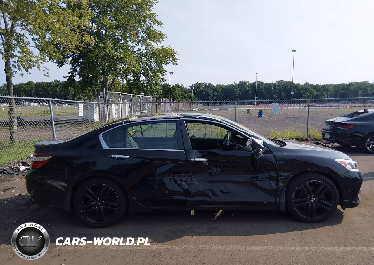 2016 Honda Accord Sport VIN:1HGCR2F55GA077793 - 13