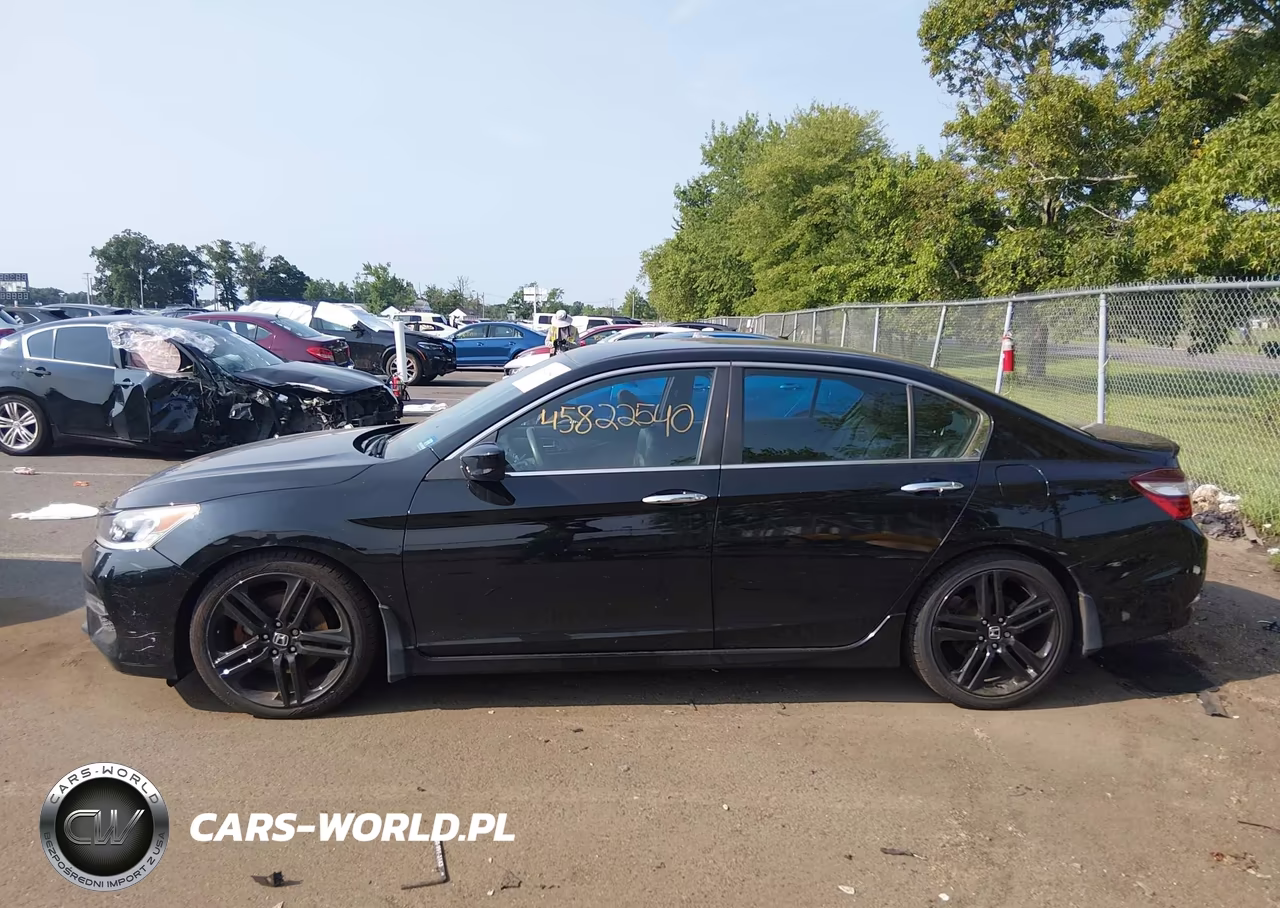 2016 Honda Accord Sport VIN:1HGCR2F55GA077793 - 14