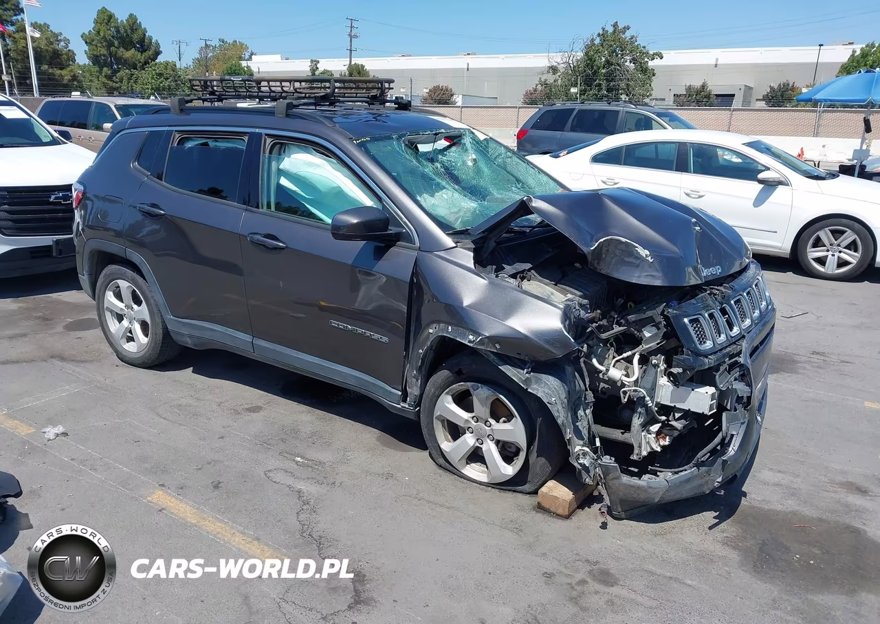 2018 Jeep Compass Latitude Fwd – zdjęcie 1 z 16