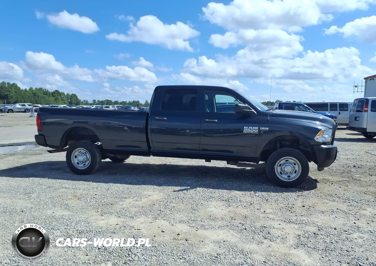 2018 Ram 2500 VIN:3C6TR5HT5JG361744 - 13