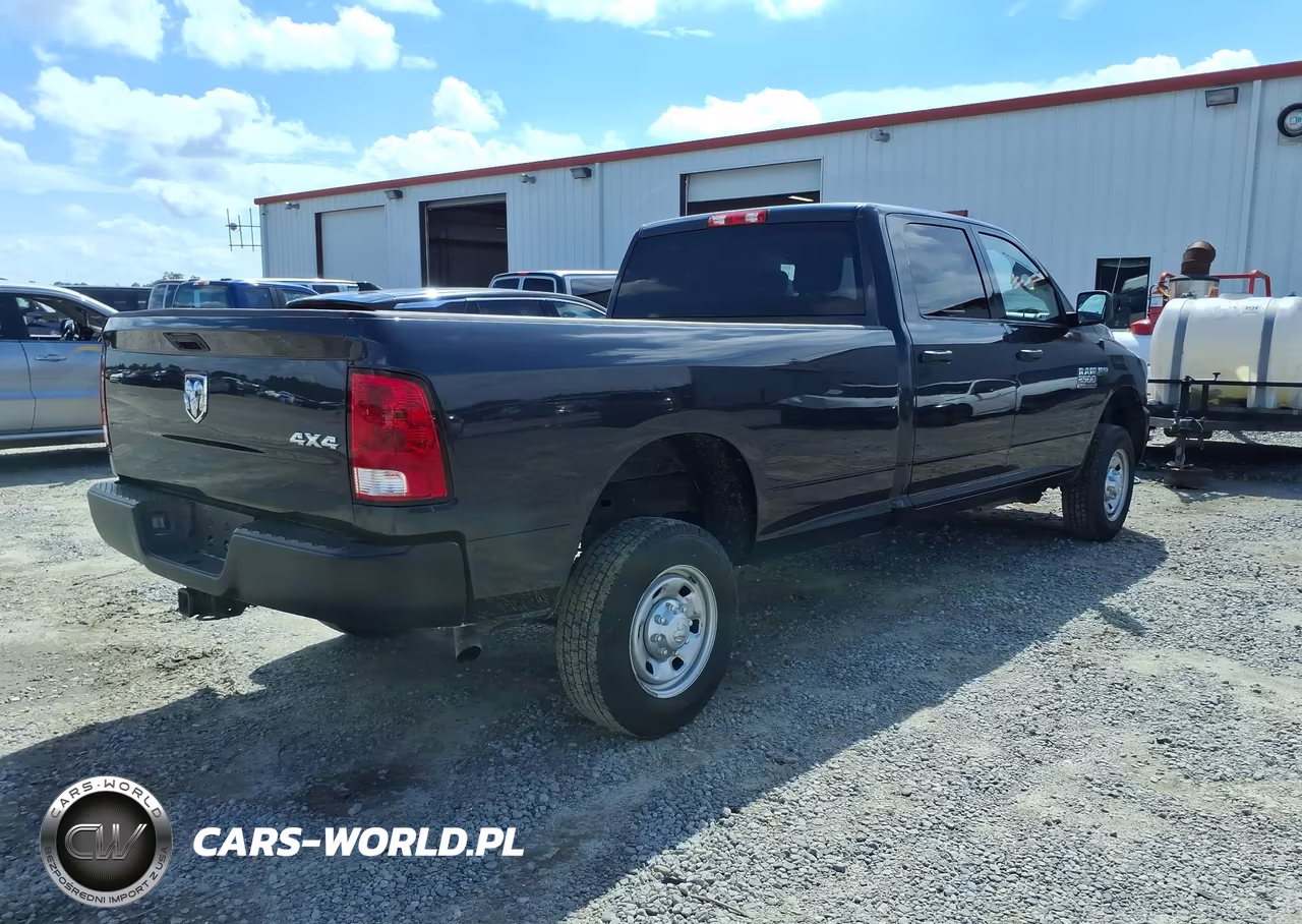 2018 Ram 2500 VIN:3C6TR5HT5JG361744 - 4