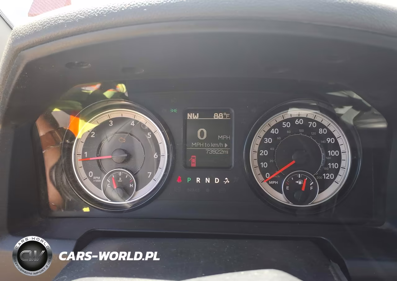 2018 Ram 2500 VIN:3C6TR5HT5JG361744 - 7