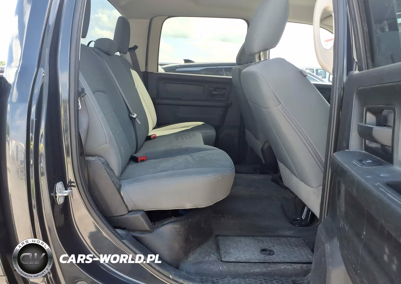 2018 Ram 2500 VIN:3C6TR5HT5JG361744 - 8
