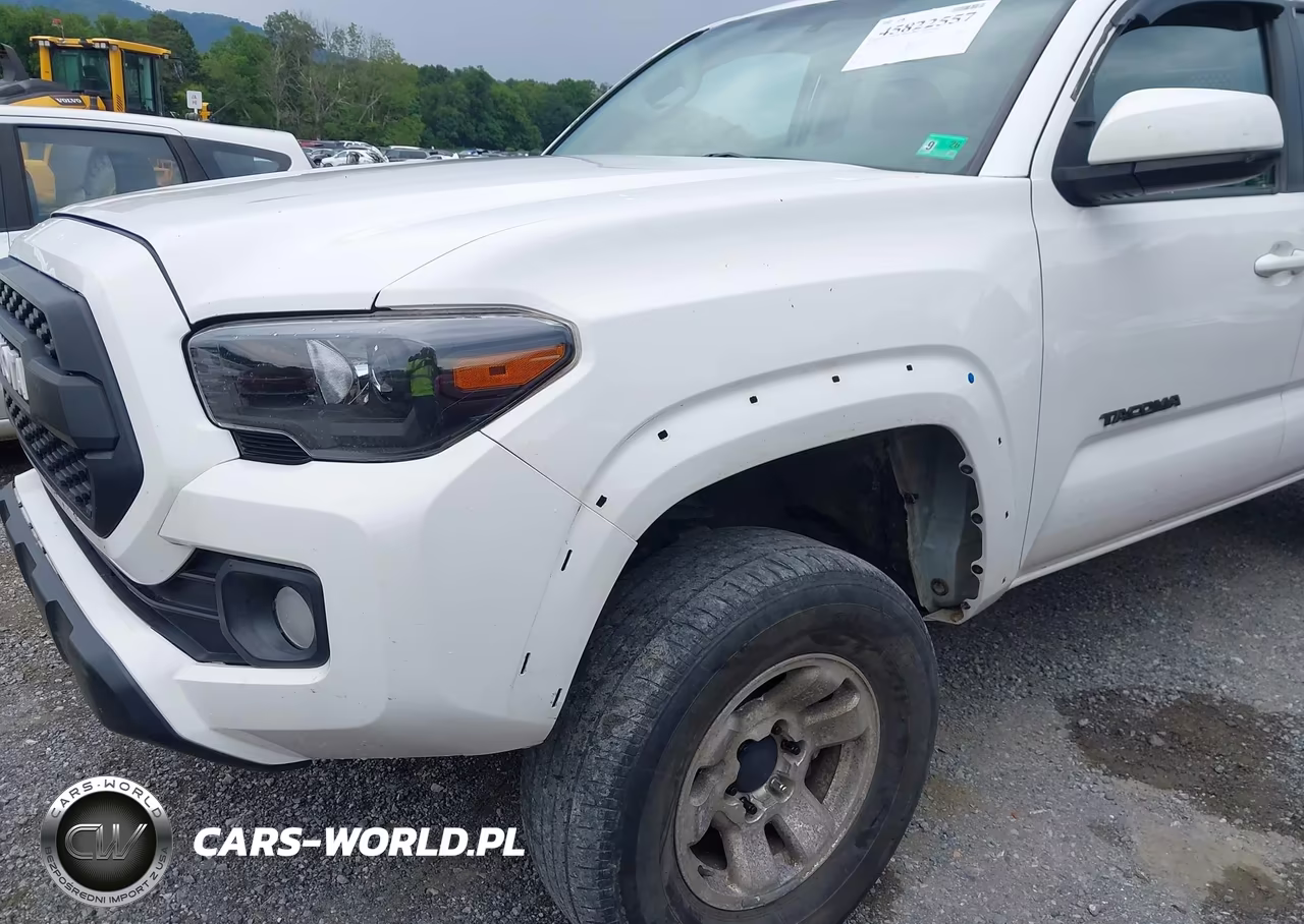 2017 Toyota Tacoma Sr5 V6 VIN:3TMCZ5AN3HM091560 - 12