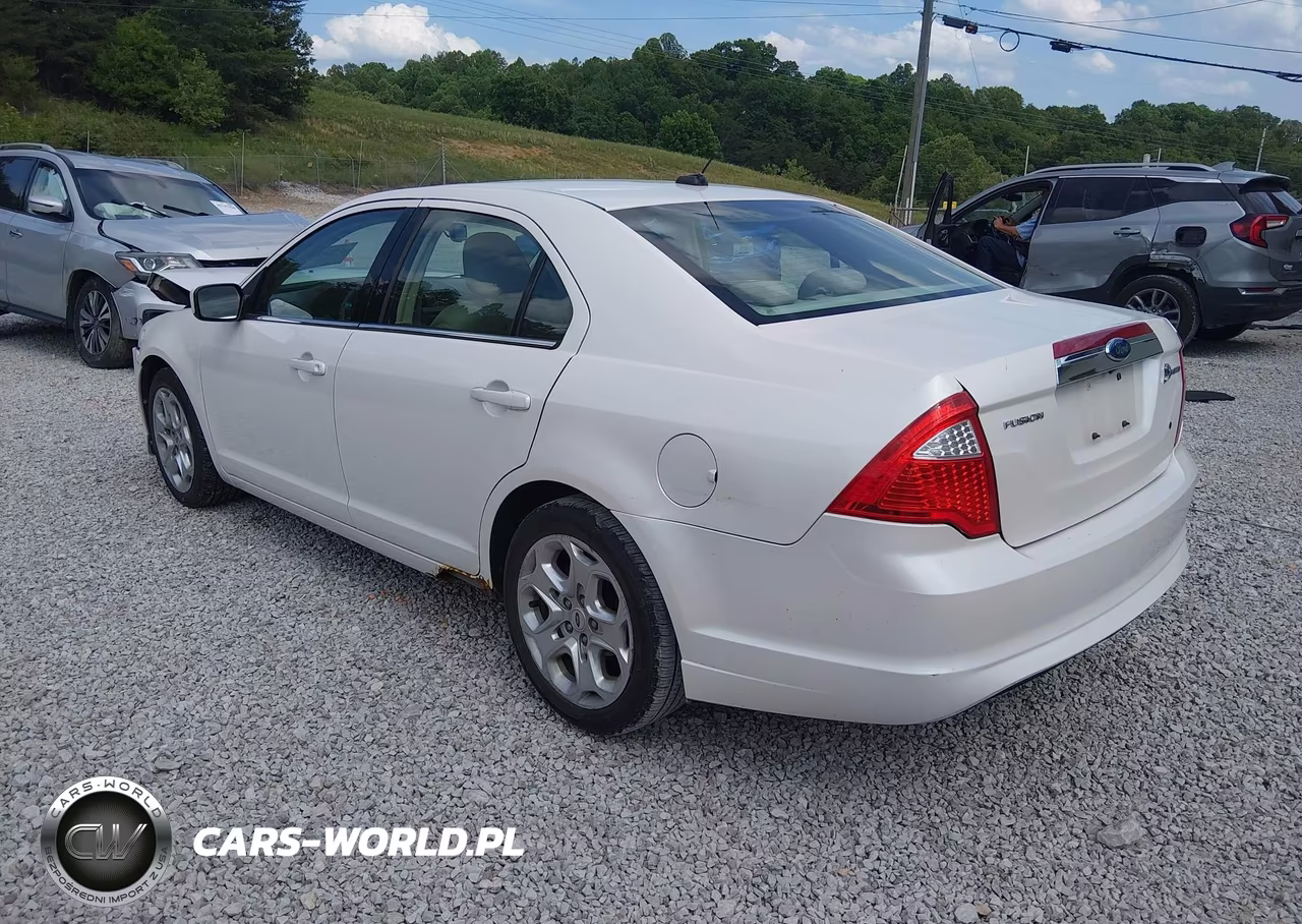 2010 Ford Fusion Se VIN:3FAHP0HA0AR276326 - 3