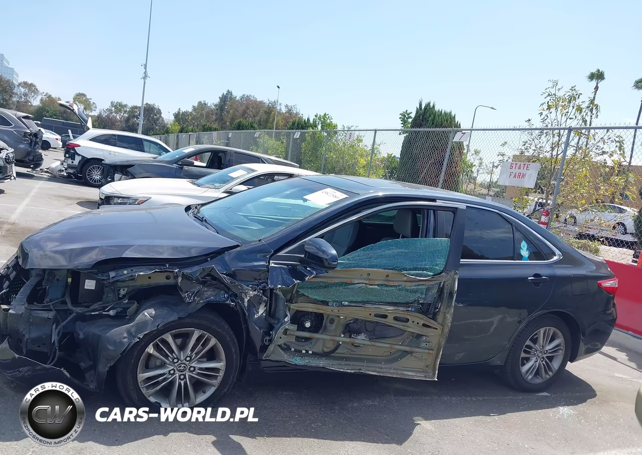 2016 Toyota Camry Se VIN:4T1BF1FK4GU208600 - 15