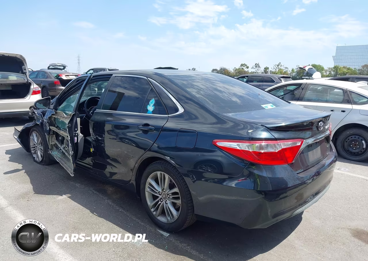 2016 Toyota Camry Se VIN:4T1BF1FK4GU208600 - 3
