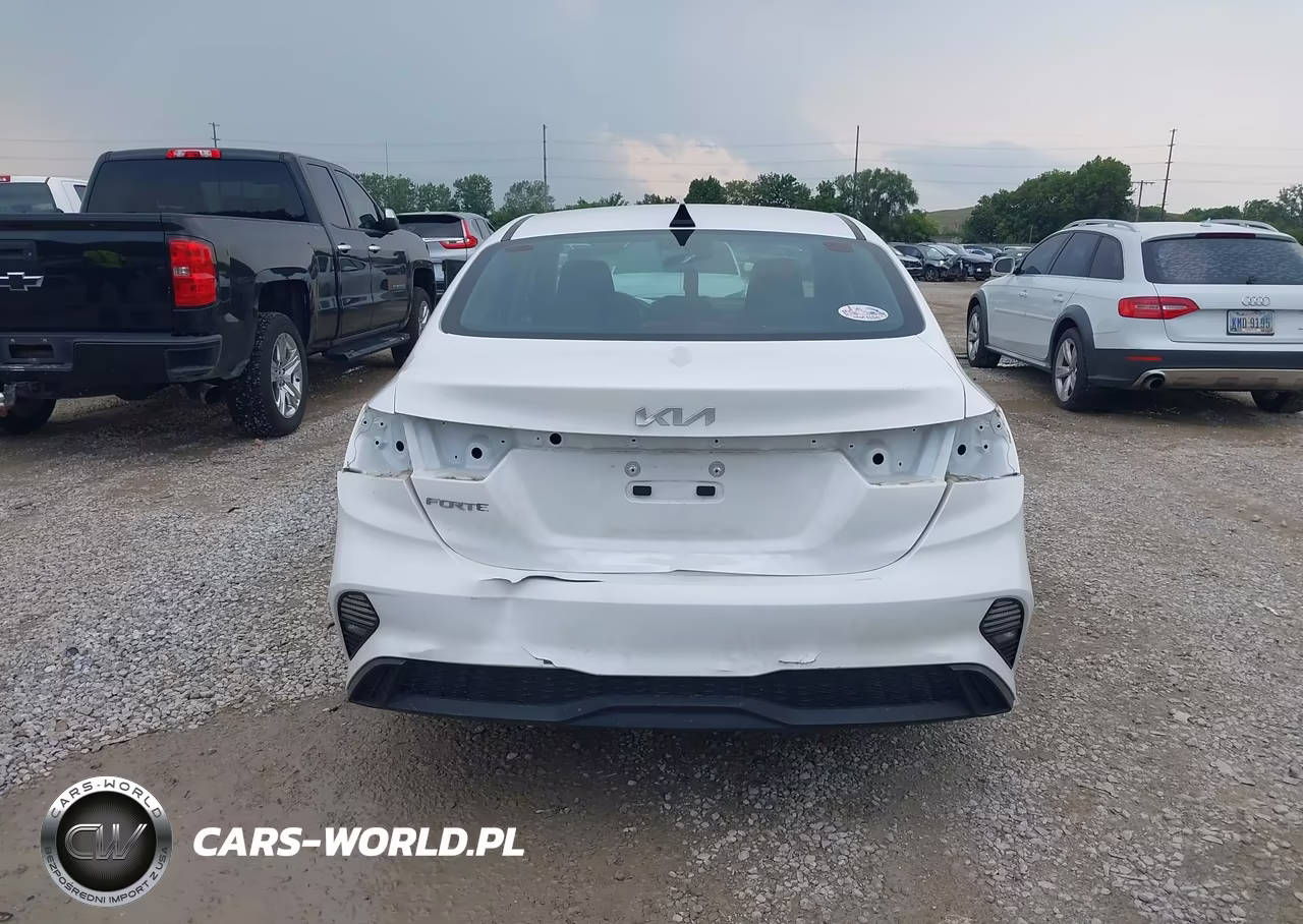 2023 Kia Forte Lxs VIN:3KPF24AD8PE507811 - 17