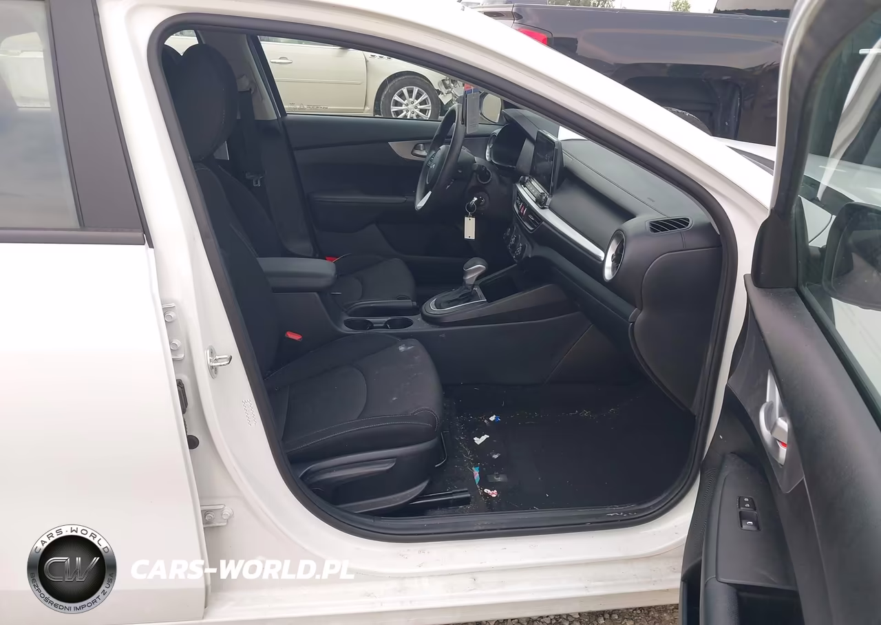 2023 Kia Forte Lxs VIN:3KPF24AD8PE507811 - 5