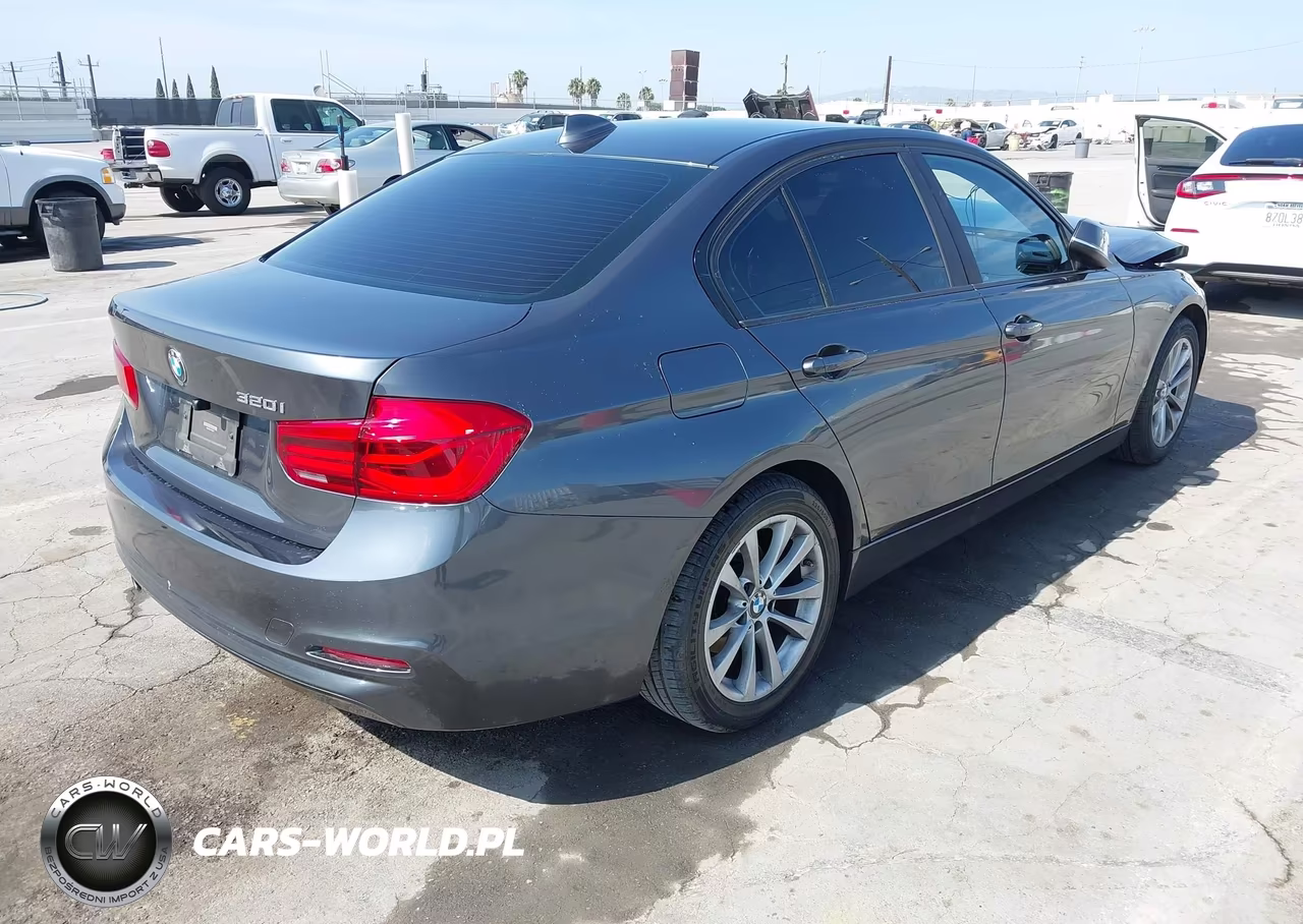 2017 BMW 320I VIN:WBA8A9C55HK620478 - 4