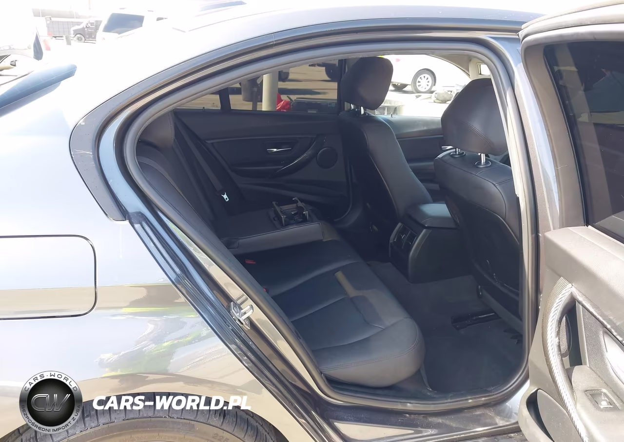 2017 BMW 320I VIN:WBA8A9C55HK620478 - 8