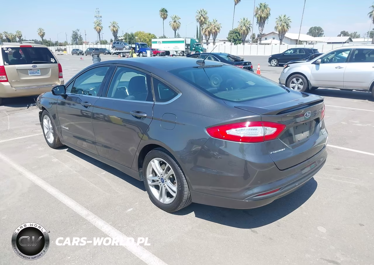 2016 Ford Fusion Hybrid Se VIN:3FA6P0LU3GR149992 - 3