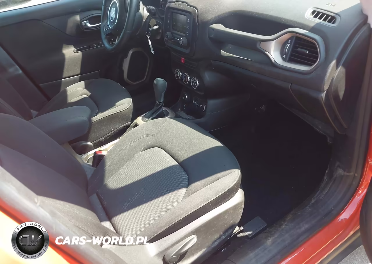 2015 Jeep Renegade Latitude VIN:ZACCJBBT2FPB29678 - 5