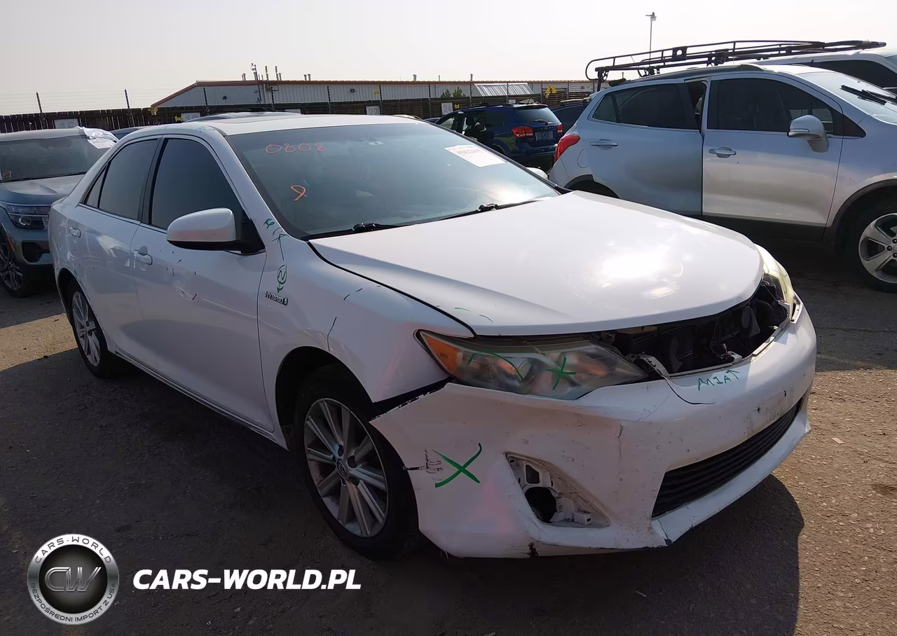 2013 Toyota Camry Hybrid Xle – zdjęcie 1 z 16