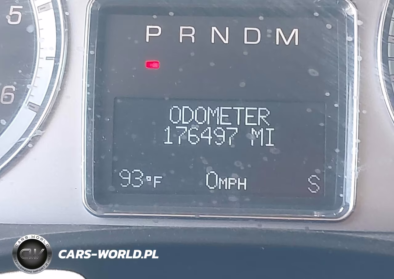 2010 Cadillac Escalade Luxury VIN:1GYUKBEF0AR198588 - 15