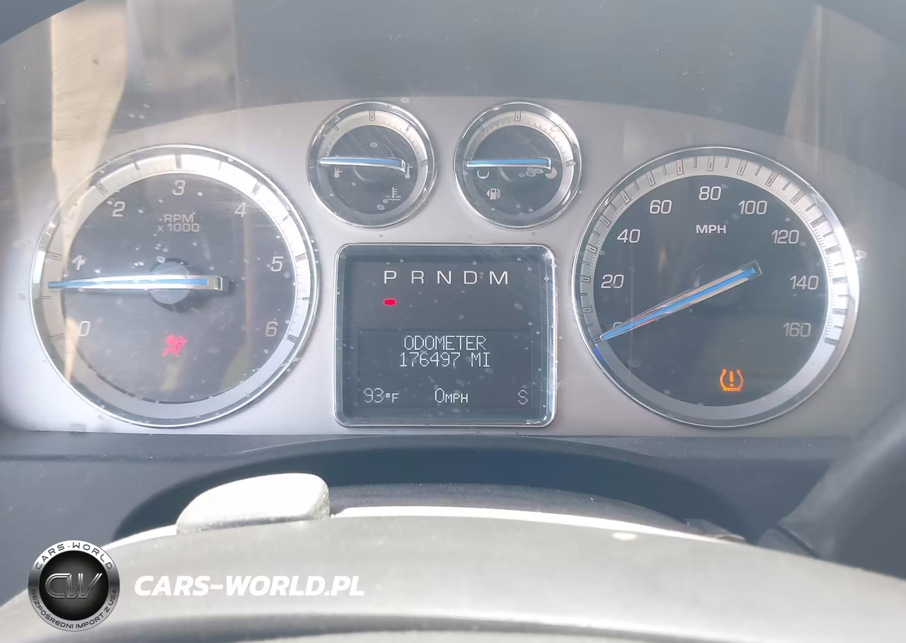 2010 Cadillac Escalade Luxury VIN:1GYUKBEF0AR198588 - 7