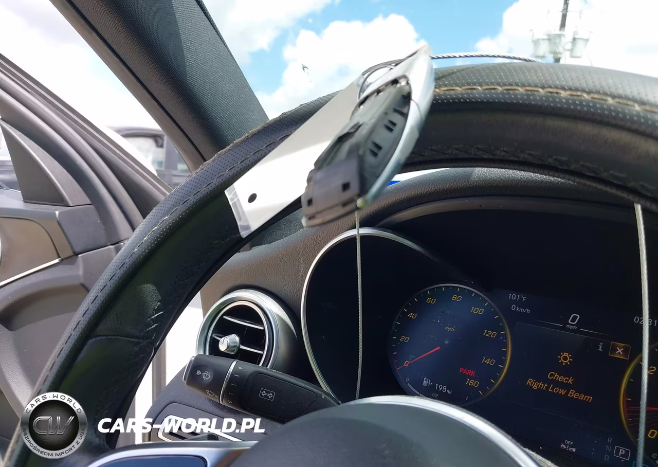 2020 Mercedes-Benz C 300 VIN:55SWF8DB9LU332557 - 11