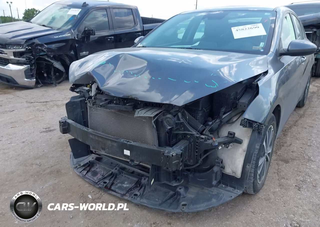 2024 Kia Forte Lxs VIN:3KPF24AD9RE701363 - 6