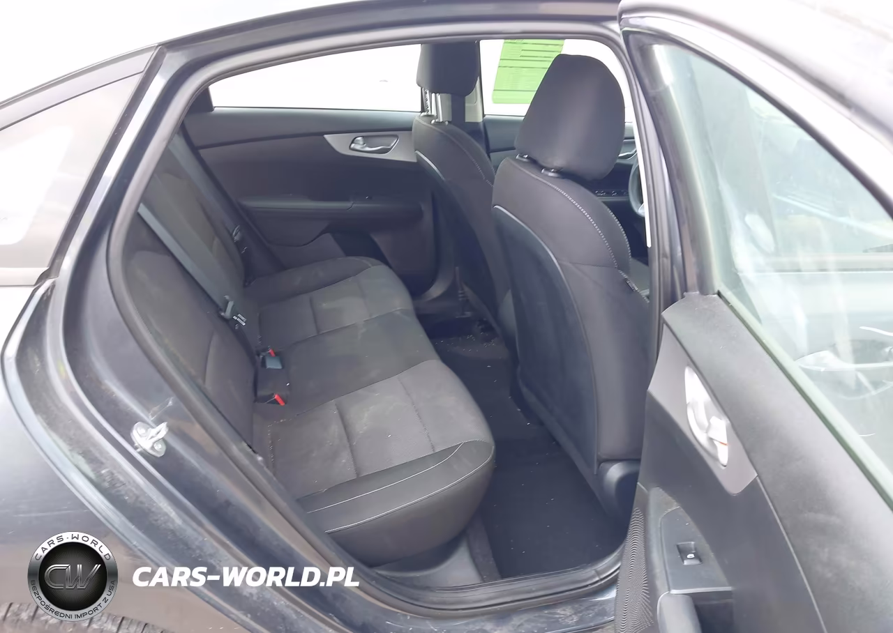 2024 Kia Forte Lxs VIN:3KPF24AD9RE701363 - 8