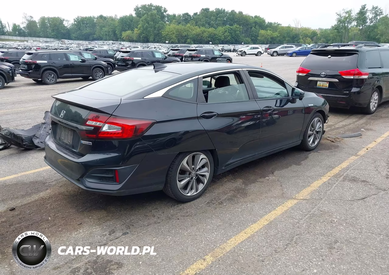 2018 Honda Clarity Plug-In Hybrid VIN:JHMZC5F17JC001995 - 4