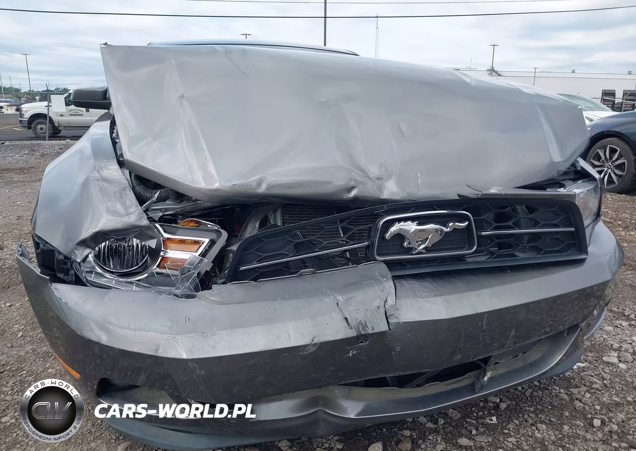 2011 Ford Mustang V6 Premium VIN:1ZVBP8AM7B5147651 - 13
