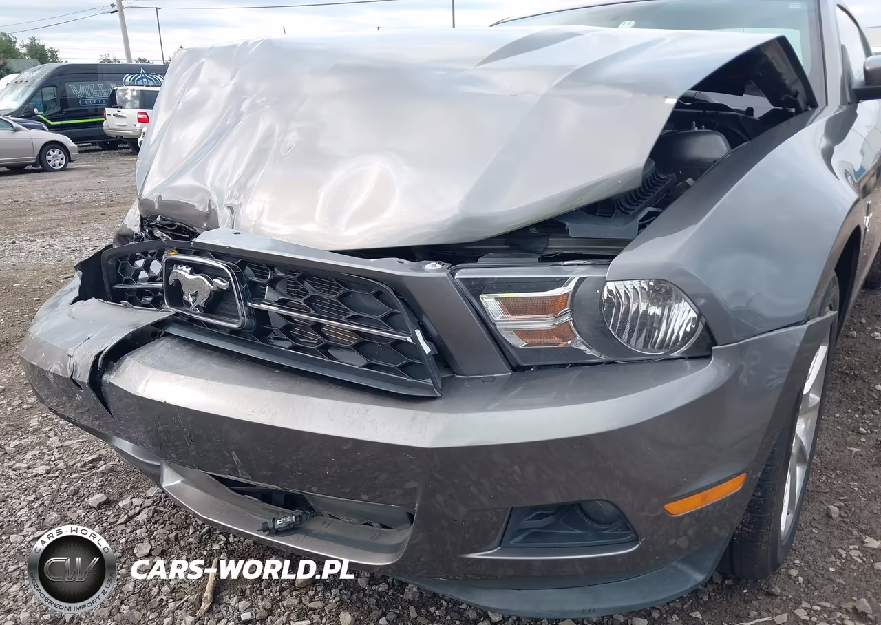 2011 Ford Mustang V6 Premium VIN:1ZVBP8AM7B5147651 - 14
