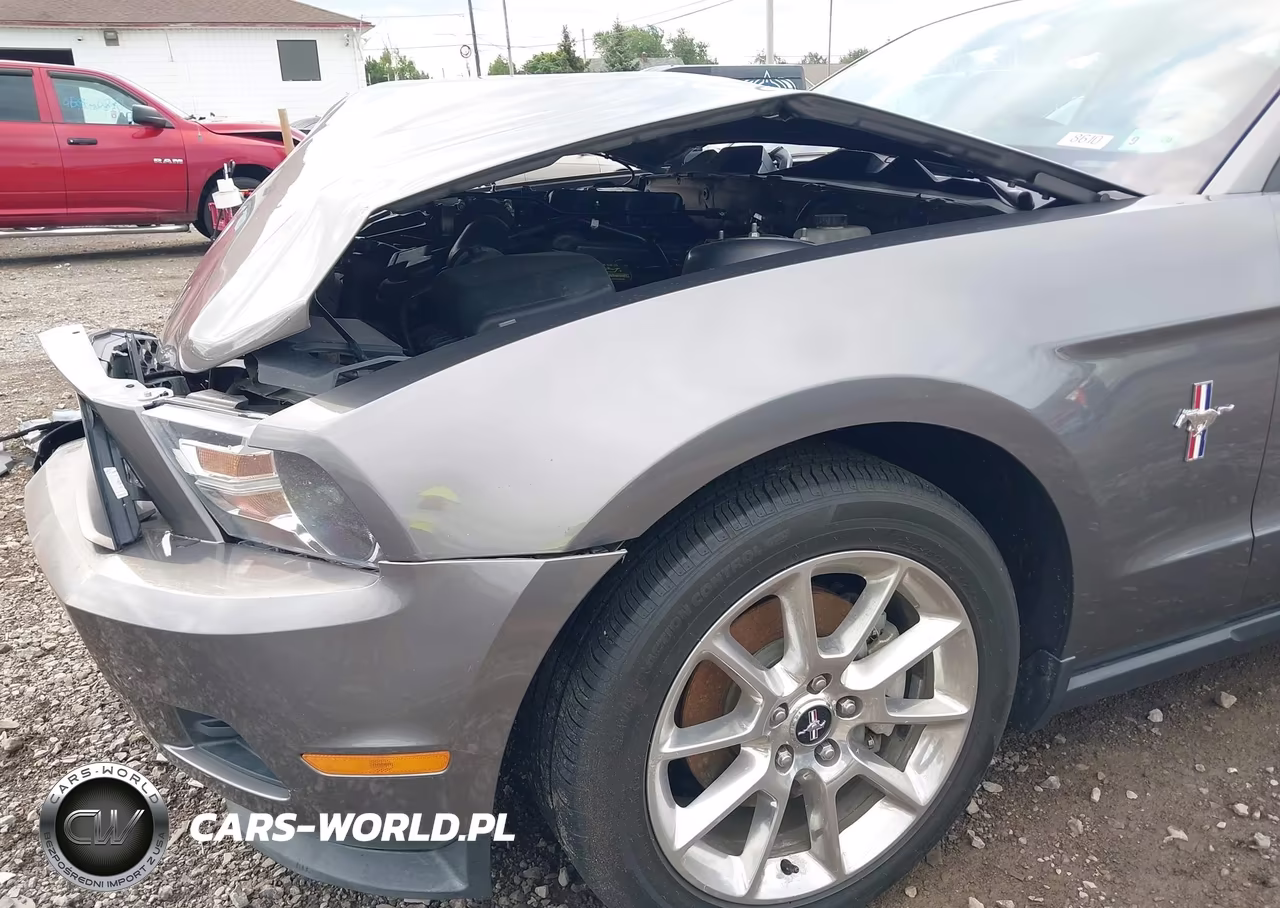 2011 Ford Mustang V6 Premium VIN:1ZVBP8AM7B5147651 - 15