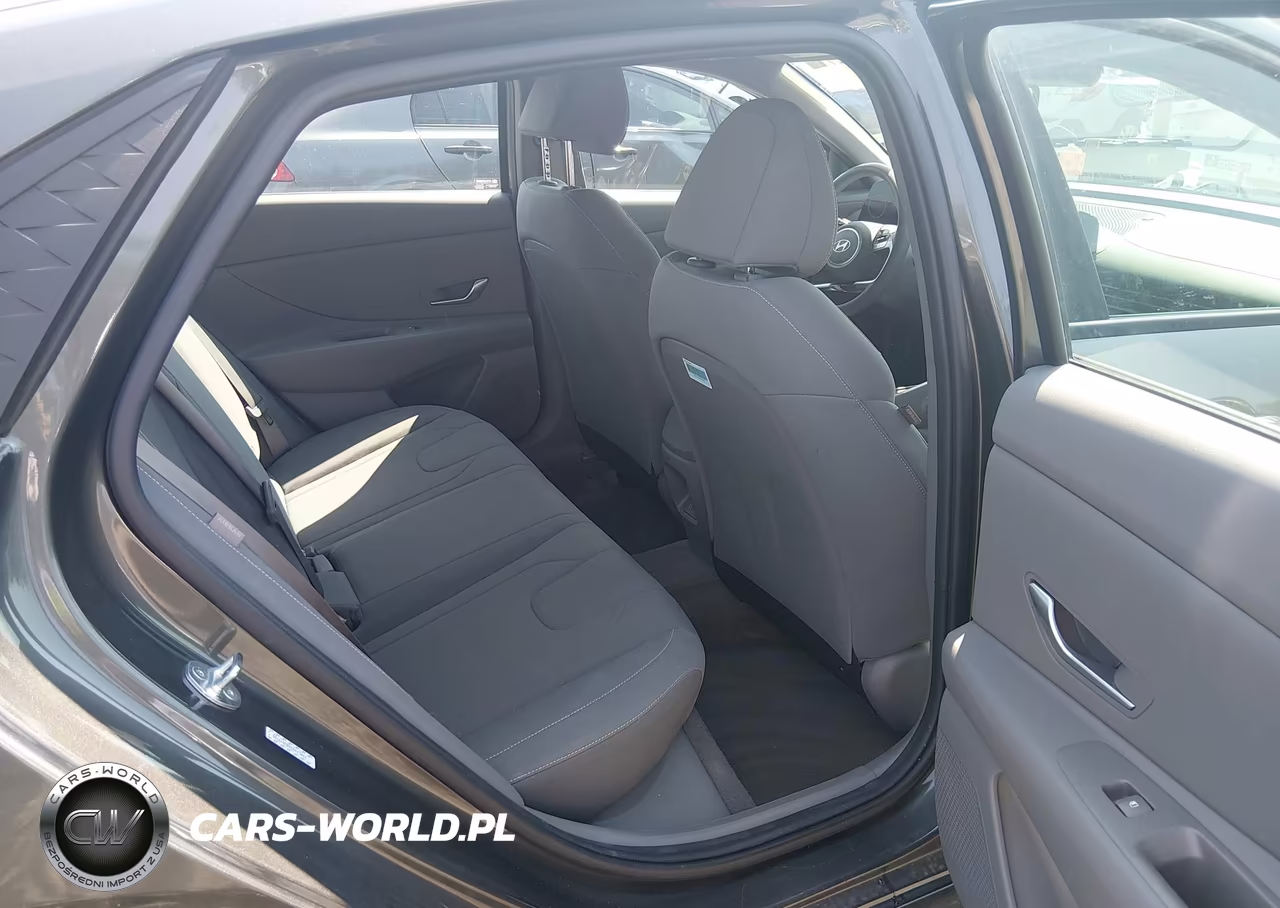 2024 Hyundai Elantra Sel VIN:KMHLM4DG5RU677725 - 18