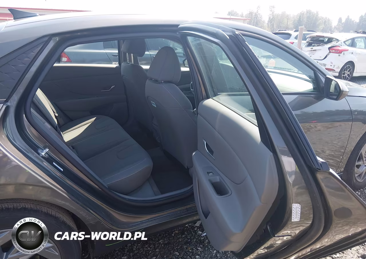 2024 Hyundai Elantra Sel VIN:KMHLM4DG5RU677725 - 8