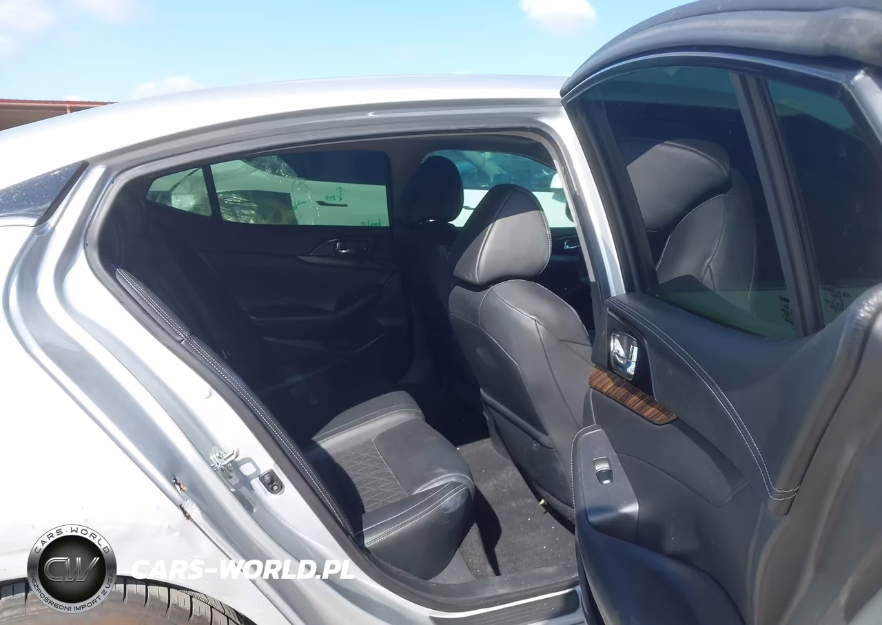 2017 Nissan Maxima 3.5 Platinum VIN:1N4AA6AP9HC416449 - 8
