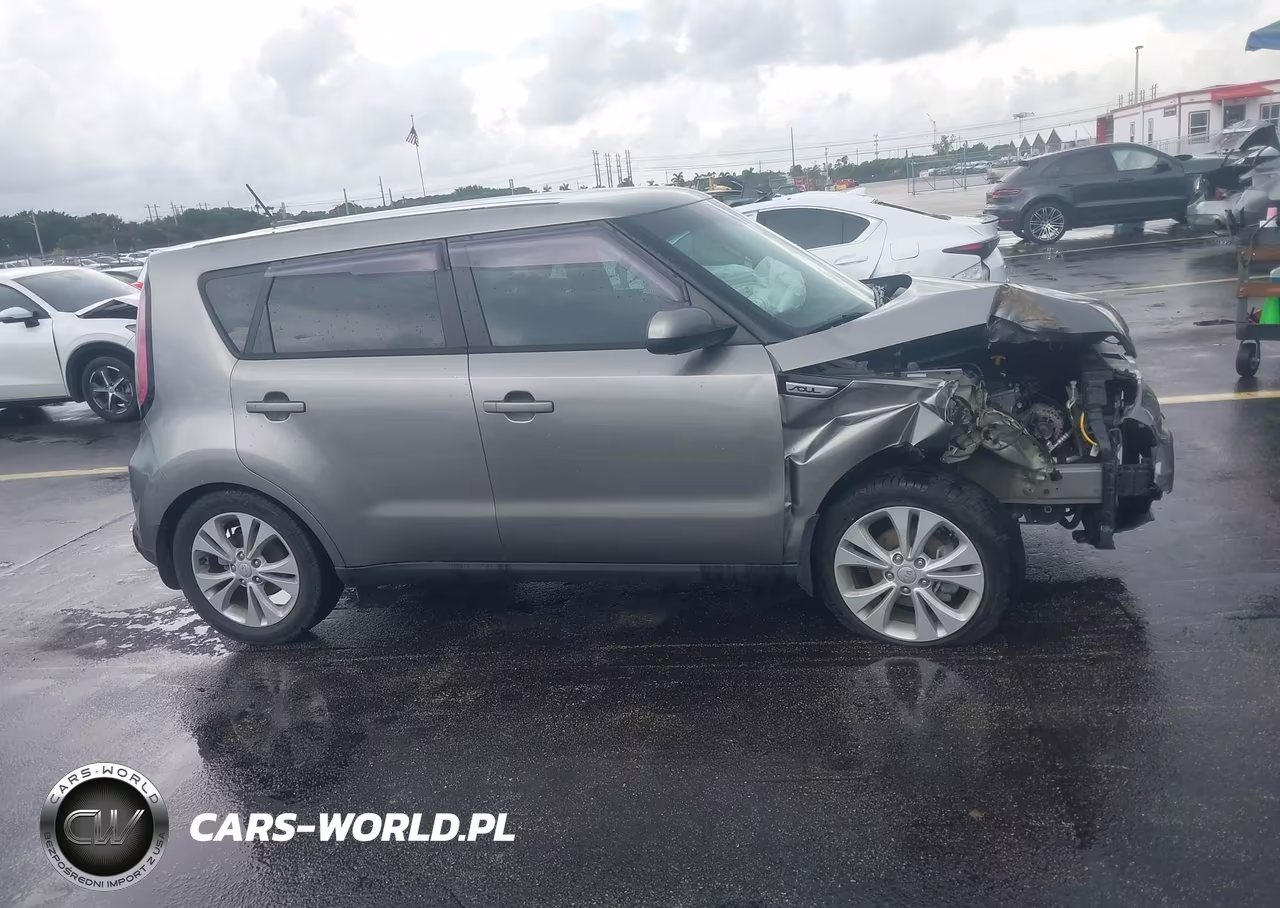 2016 Kia Soul + VIN:KNDJP3A53G7247557 - 14