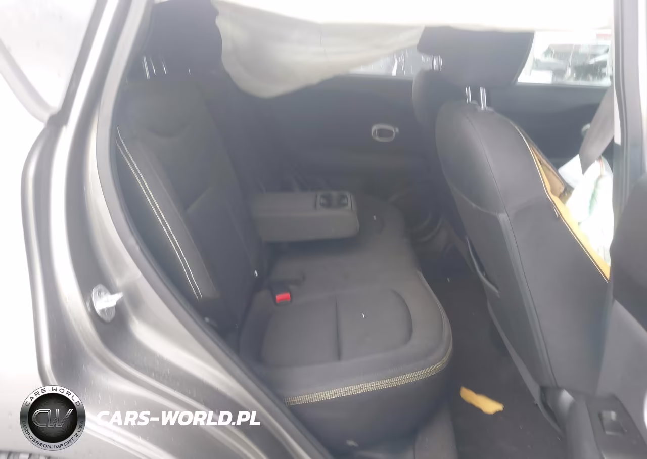 2016 Kia Soul + VIN:KNDJP3A53G7247557 - 8