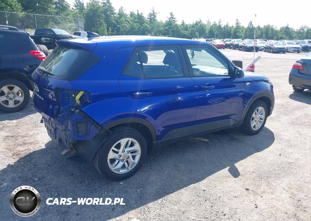 2021 Hyundai Venue Se VIN:KMHRB8A35MU065753 - 4