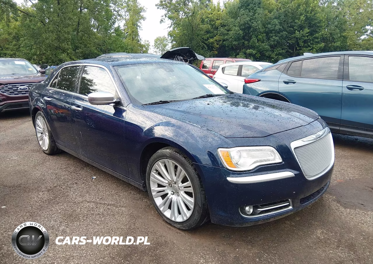 2014 Chrysler 300C Luxury Series