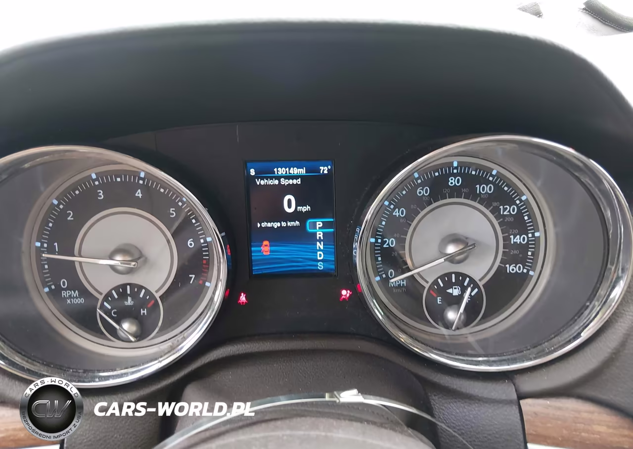 2014 Chrysler 300C Luxury Series VIN:2C3CCAPG7EH117577 - 7