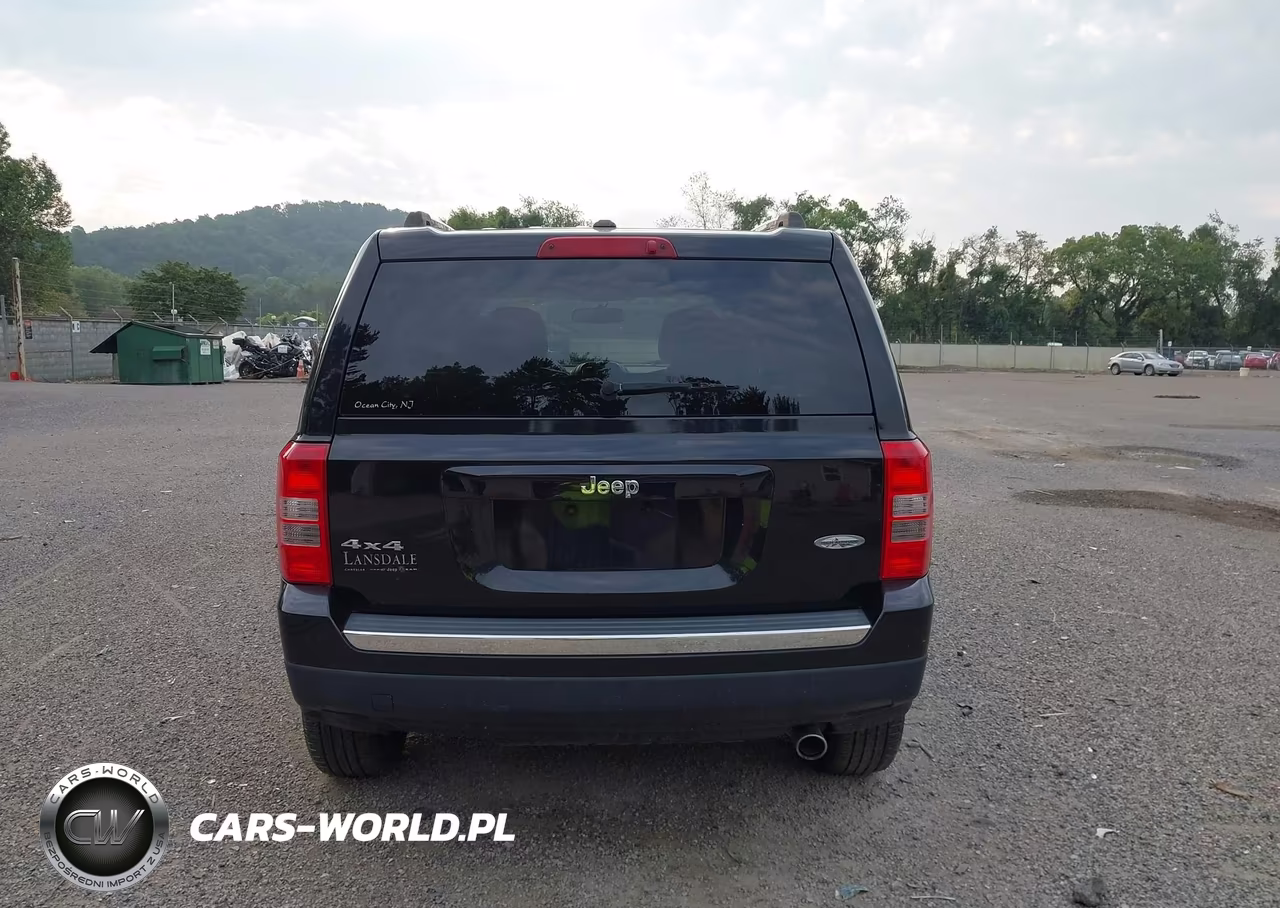 2016 Jeep Patriot High Altitude Edition VIN:1C4NJRFB3GD534497 - 16