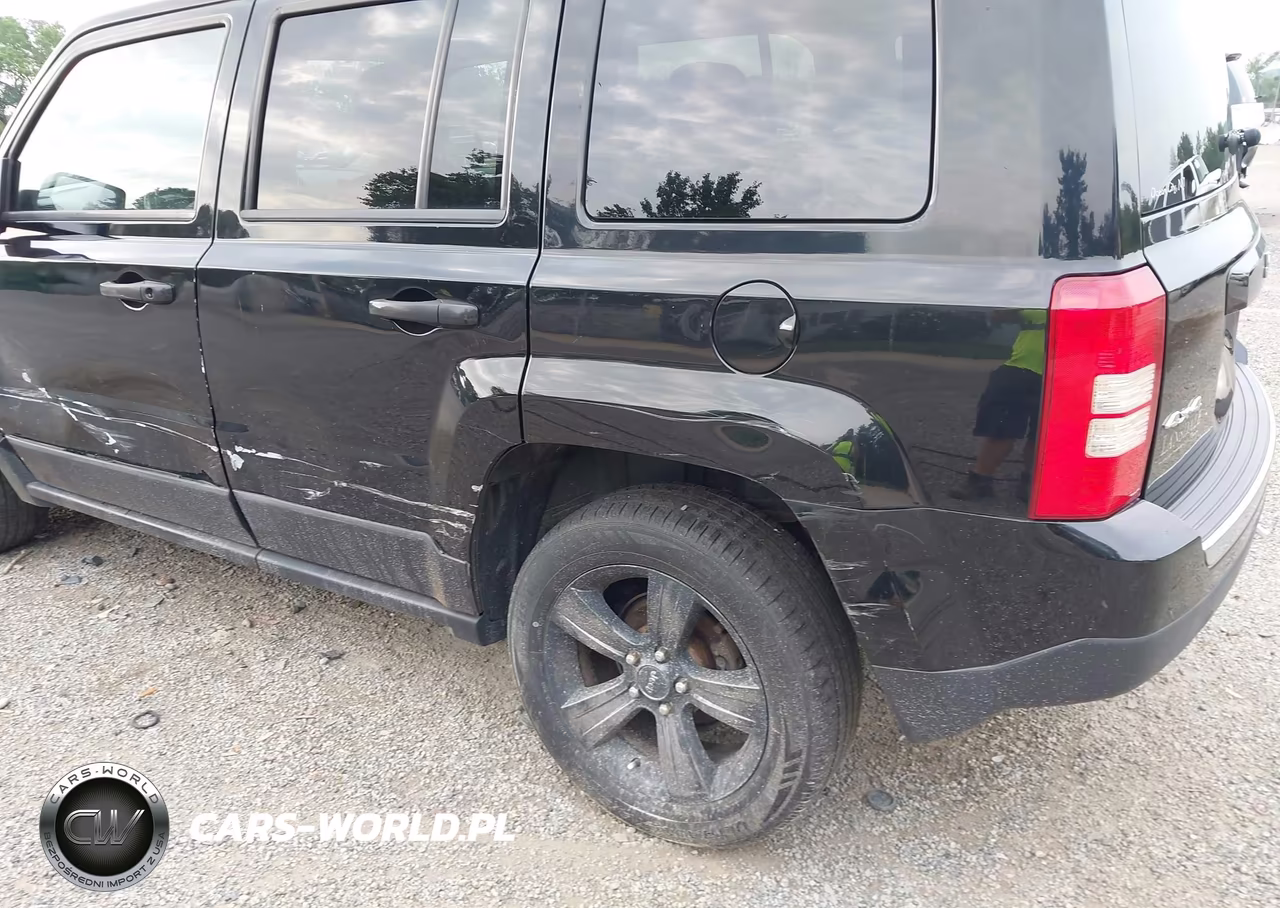 2016 Jeep Patriot High Altitude Edition VIN:1C4NJRFB3GD534497 - 17