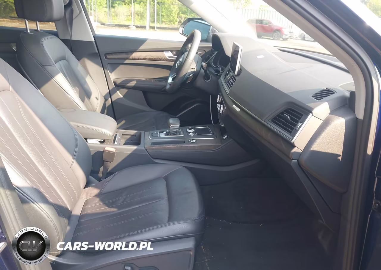 2019 Audi Q5 45 Premium VIN:WA1BNAFY5K2018363 - 5
