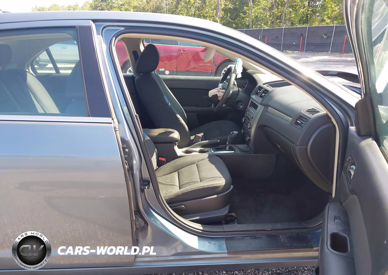 2012 Ford Fusion Se VIN:3FAHP0HA3CR164638 - 5