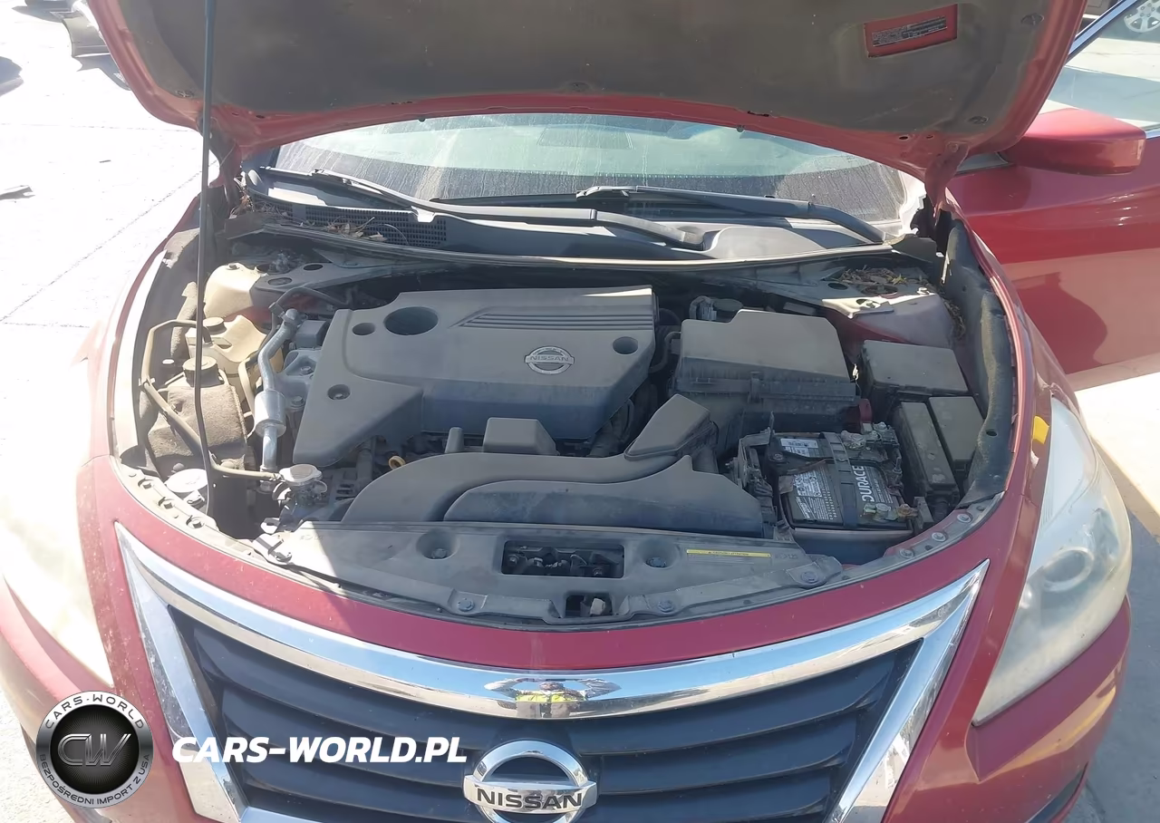 2015 Nissan Altima 2.5 S VIN:1N4AL3APXFN310456 - 10